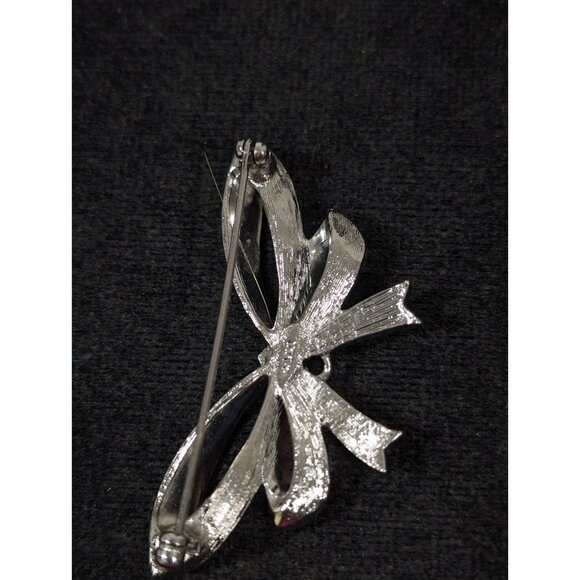 Vintage Avon Silver Tone Ribbon Bow Rhinestone Brooch Charm Holder Pin - Picture 5 of 7